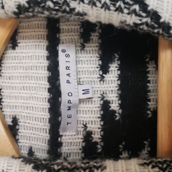 Tempo Paris Cardigan - Picture 3 of 6